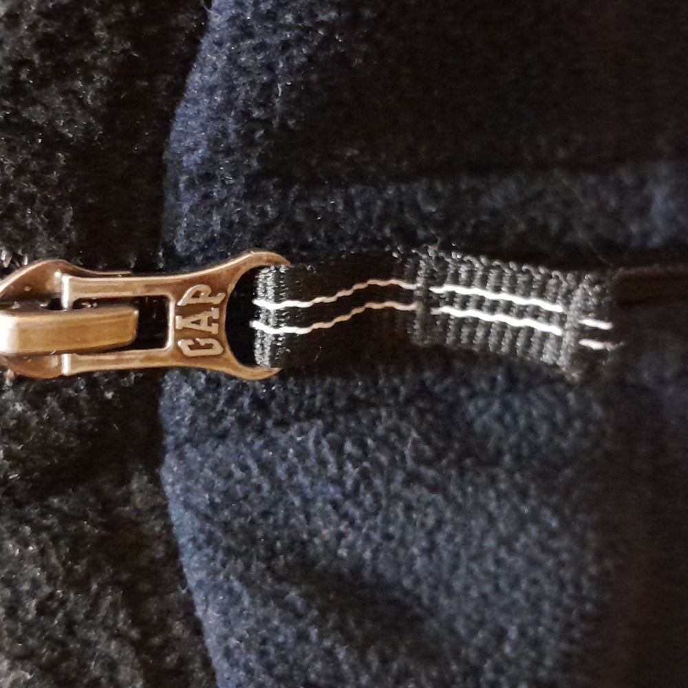 Gap Pullover - image 4